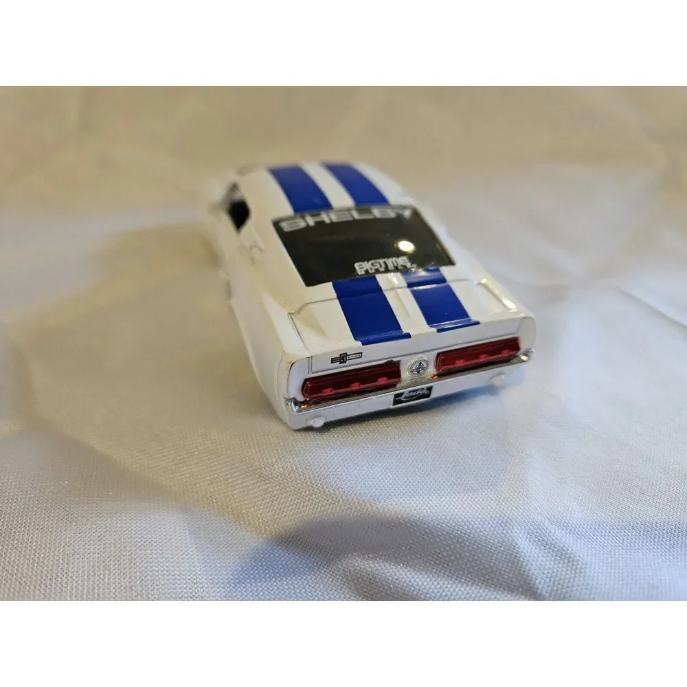 JADA BIGTIME MUSCLE  1967 FORD SHELBY‎ GT500 White Blue 1/32 SCALE DIE CAST